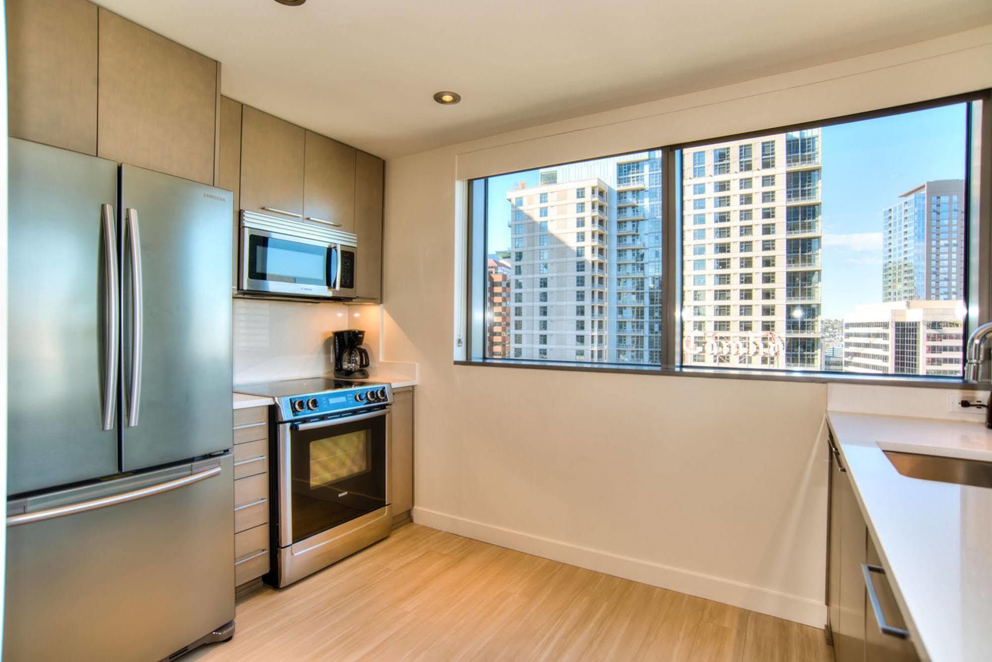 Apartment Furnished In Pine Street *
